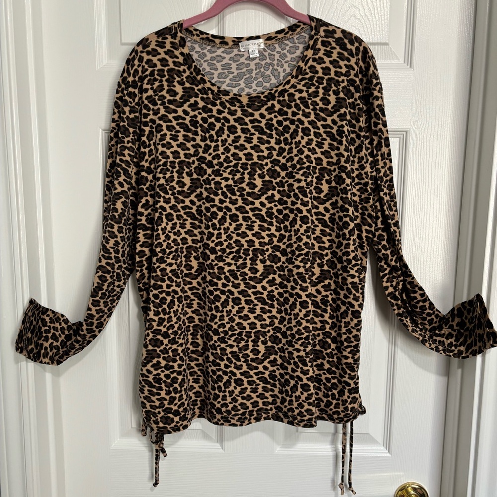 Leopard top with side ties